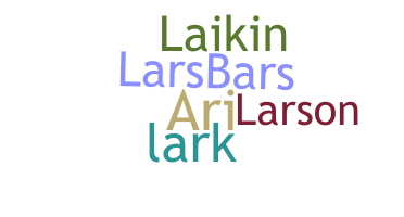 Nama panggilan - Larkin